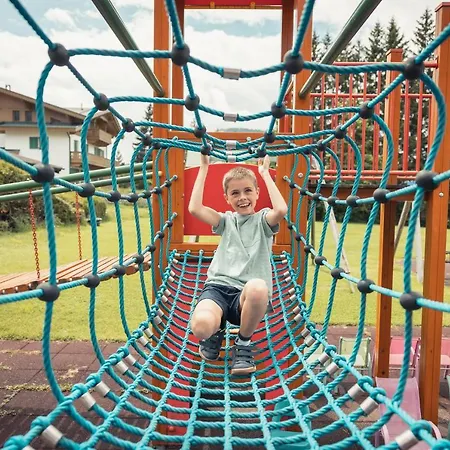 Hotel Alpenpark Superior 4*
