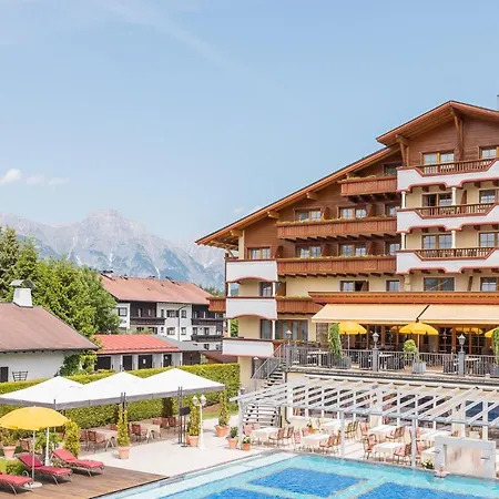 Alpenpark Superior 4*