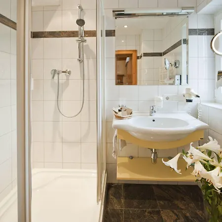 Alpenpark Superior Hotel 4*