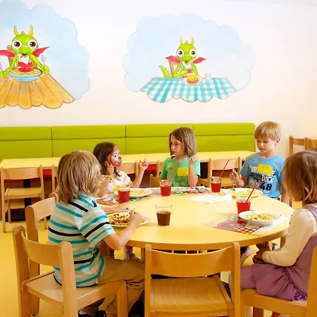 Otel Alpenpark Superior Seefeld in Tirol