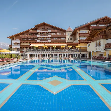 Alpenpark Superior Hotel 4*