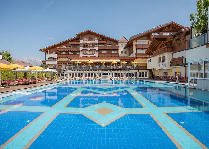Alpenpark Superior Hotel 4*
