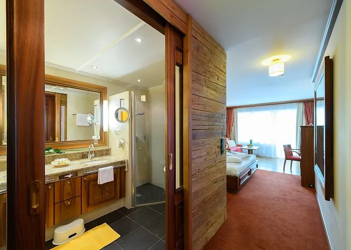 Hotel Alpenpark Superior 4*