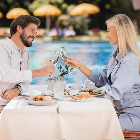 Alpenpark Superior 4* Зеефельд в Тироле